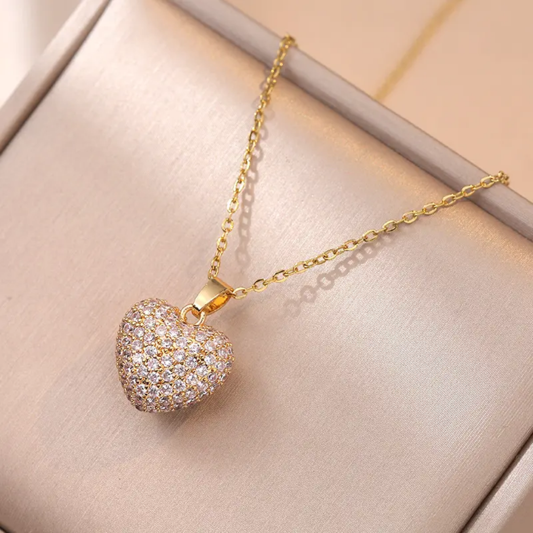 18 k Gold Pavé Heart Pendant Necklace